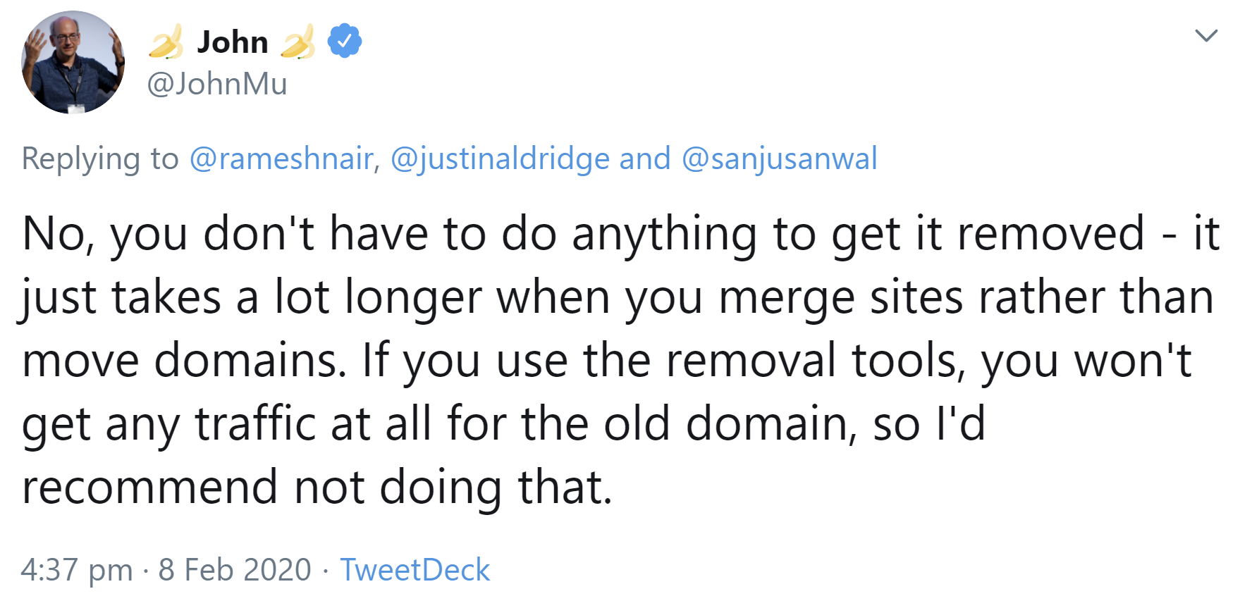 Google: Beim Zusammenführen zweier Websites bleibt alte Domain länger in den Suchergebnissen als bei einem reinen Domainwechsel