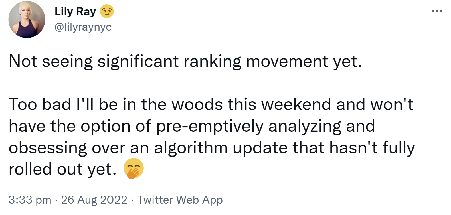 Lily Ray auf Twitter: noch keine Auswirkungen des Helpful Content Updates zu sehen