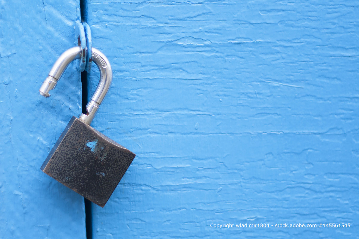 Unsicher, geöffnetes Schloss